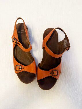 Dansko Orange Buckle Sandals | Size 40